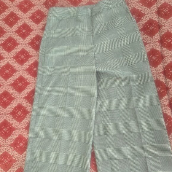 NWT Gaucho/ culottes pants - Picture 3 of 5